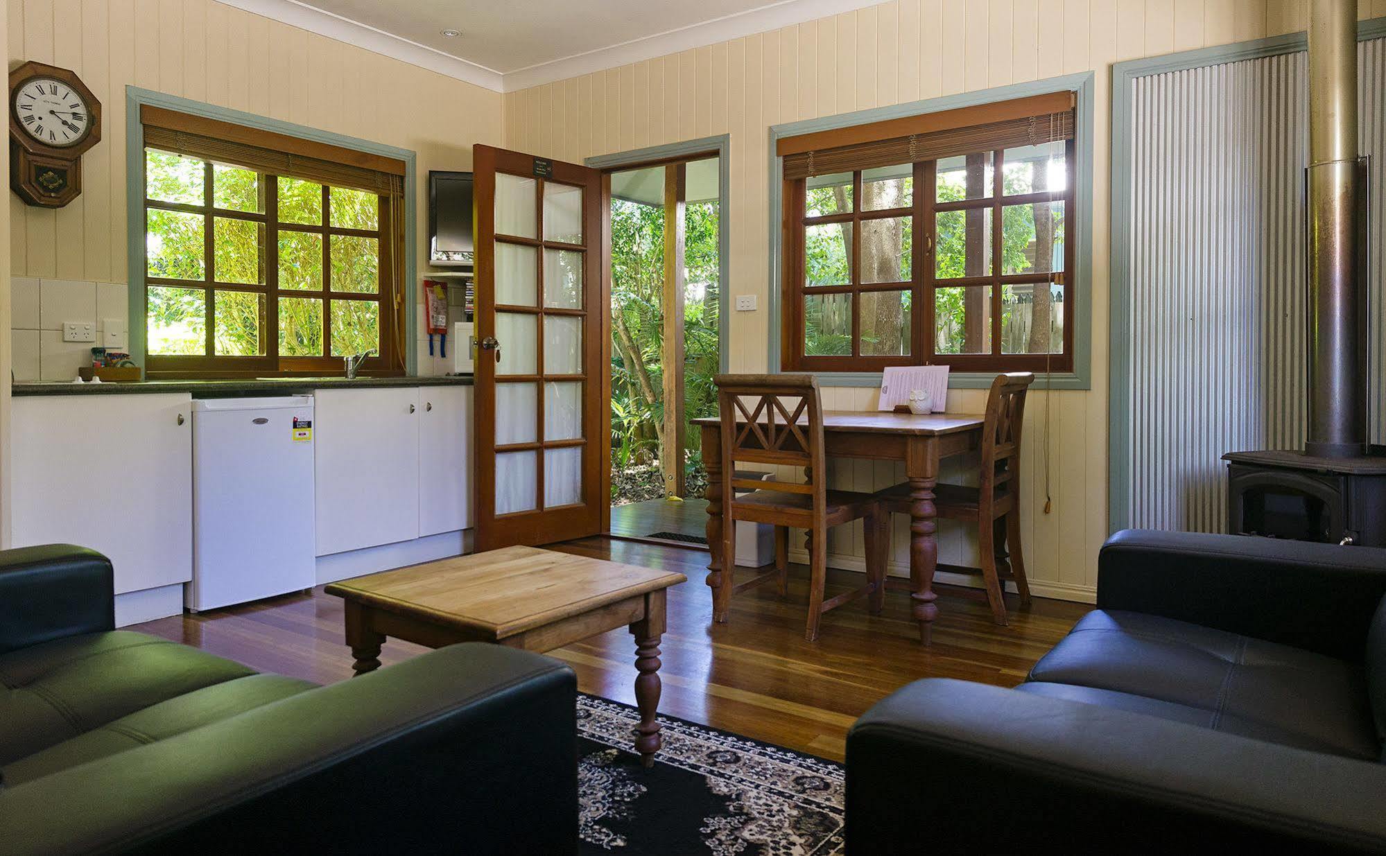 Allumbah Pocket Cottages Yungaburra Exterior foto